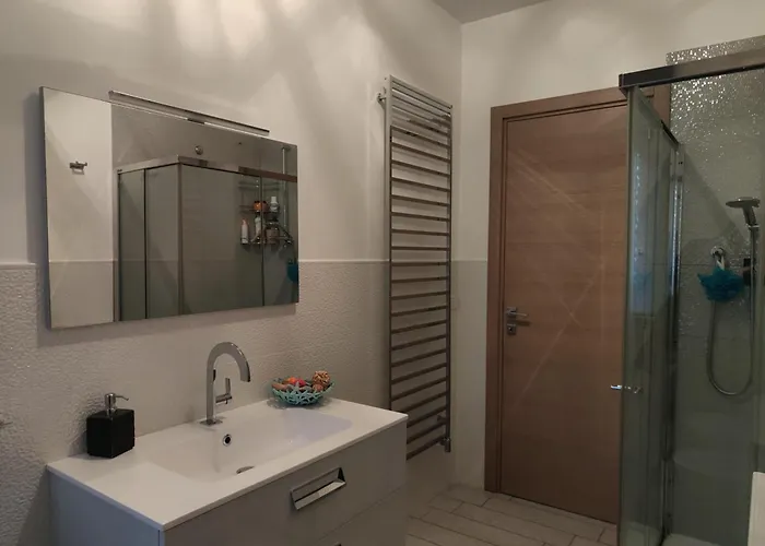 Homiday - K1 - Scikkoso Pineto